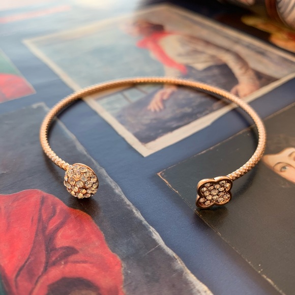 Jewelry - Gold Cuff Bracelet With Gems